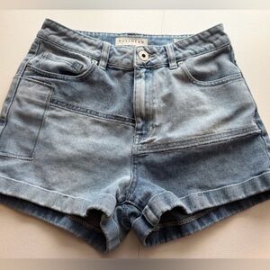 Bullhead Denim Co. Patchwork Mom
Shorts Junior Size 9